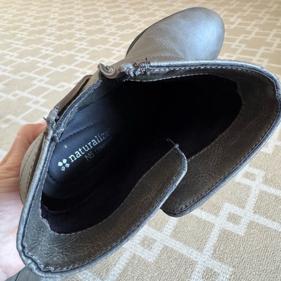 New Naturalizer Ankle Boots Block Heel Faux Leather Side Zip Gray Streetwear 7 - Picture 9 of 11